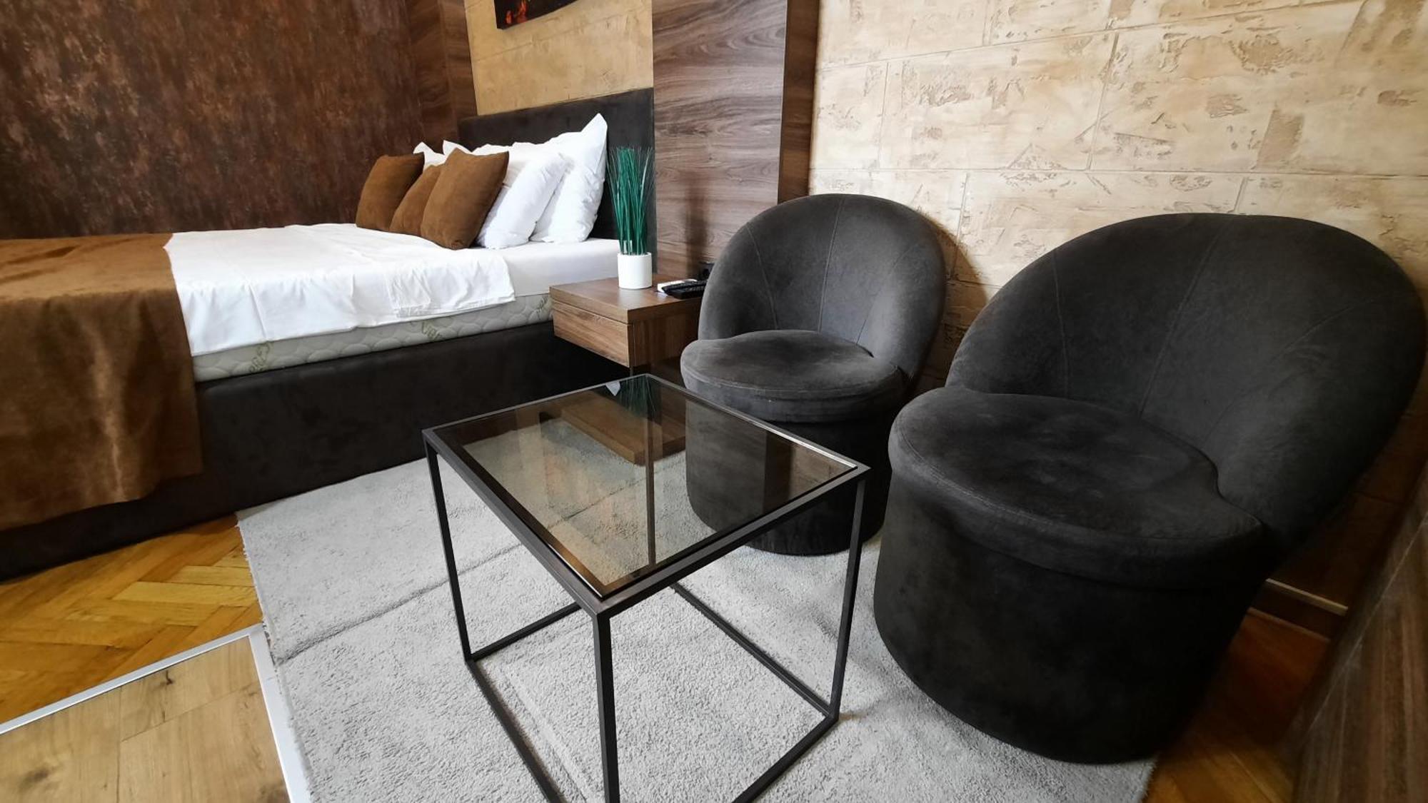Stan Na Dan Apartman D Lux Jacuzzi 크라구예바츠 외부 사진