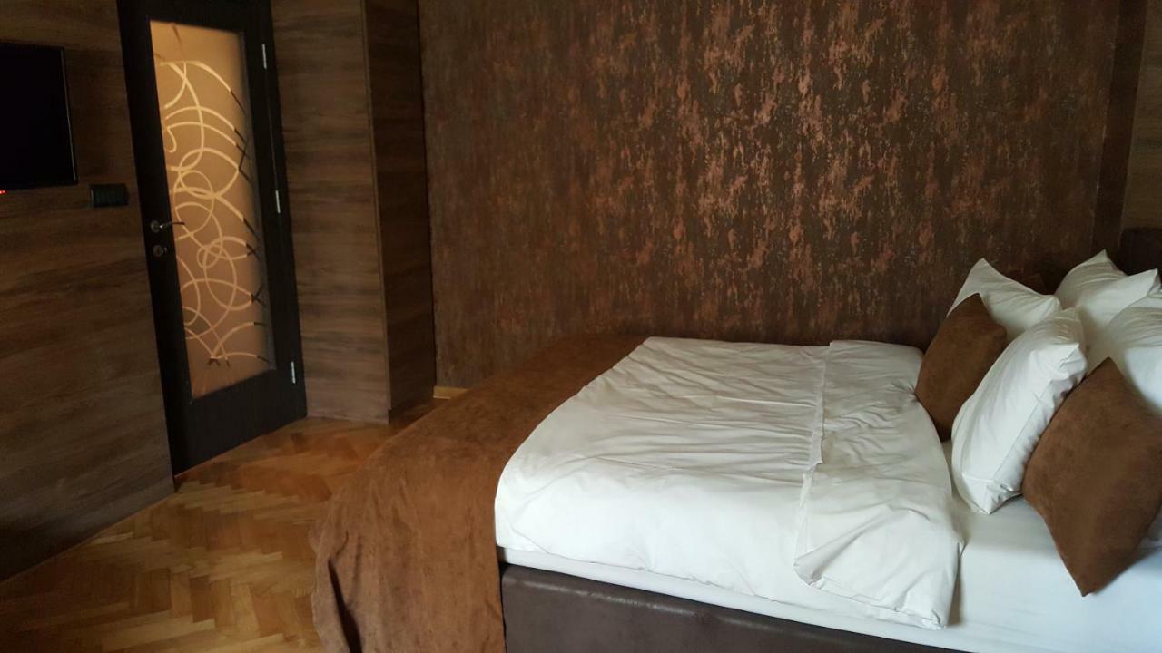 Stan Na Dan Apartman D Lux Jacuzzi 크라구예바츠 외부 사진