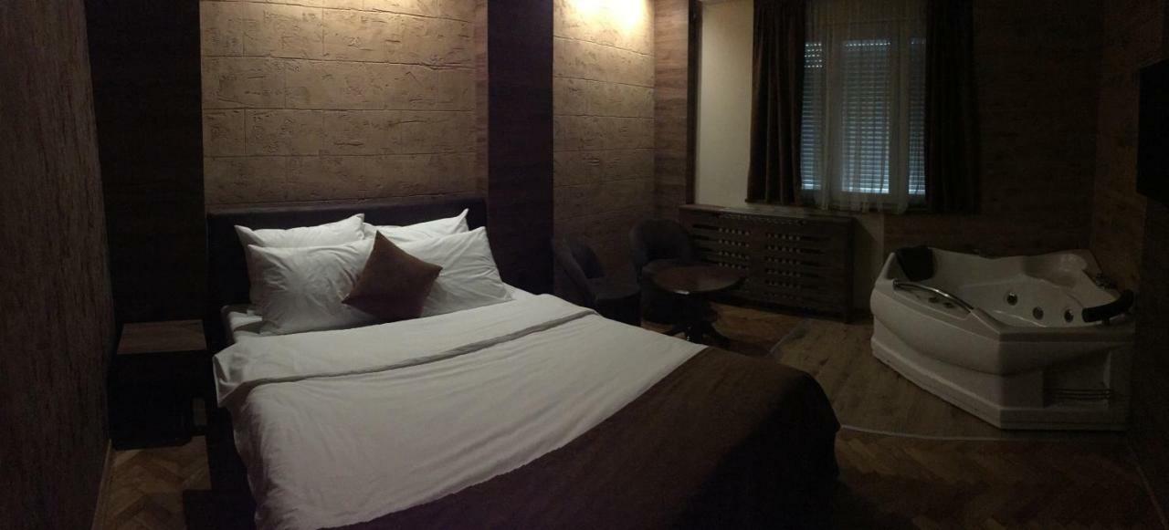 Stan Na Dan Apartman D Lux Jacuzzi 크라구예바츠 외부 사진