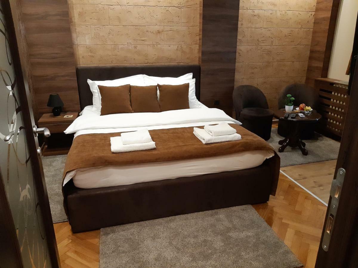 Stan Na Dan Apartman D Lux Jacuzzi 크라구예바츠 외부 사진